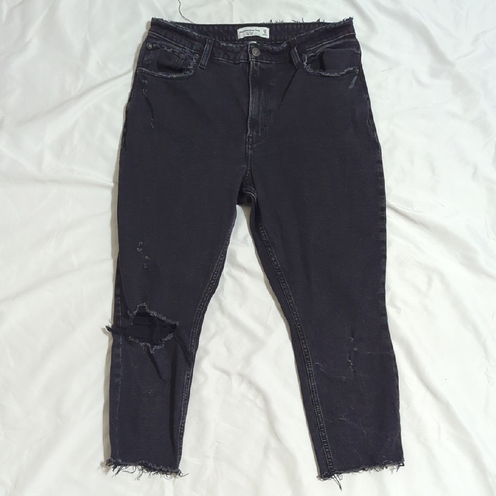Abercrombie & Fitch The Skinny High Rise Jean, Color Black Wash Size 8xs